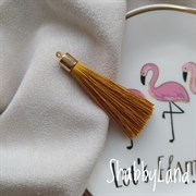 Кисточка-подвеска из шелковых ниток с золотой шапочкой