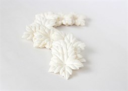 Лепестки пуансетий 4 см белые, 10 шт